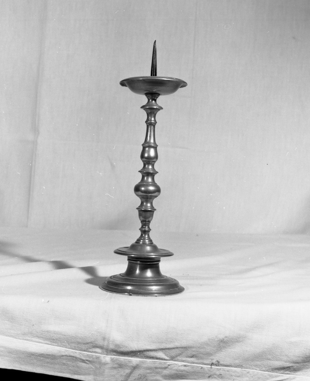 candeliere, serie - bottega toscana (seconda metà sec. XVIII)