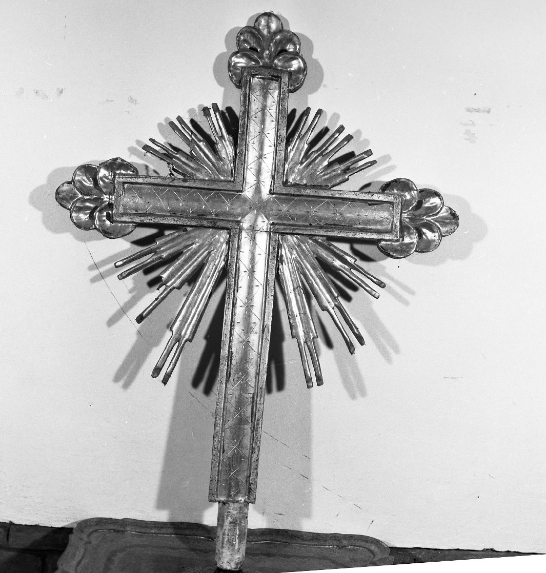 croce d'altare - bottega cortonese (prima metà sec. XIX)