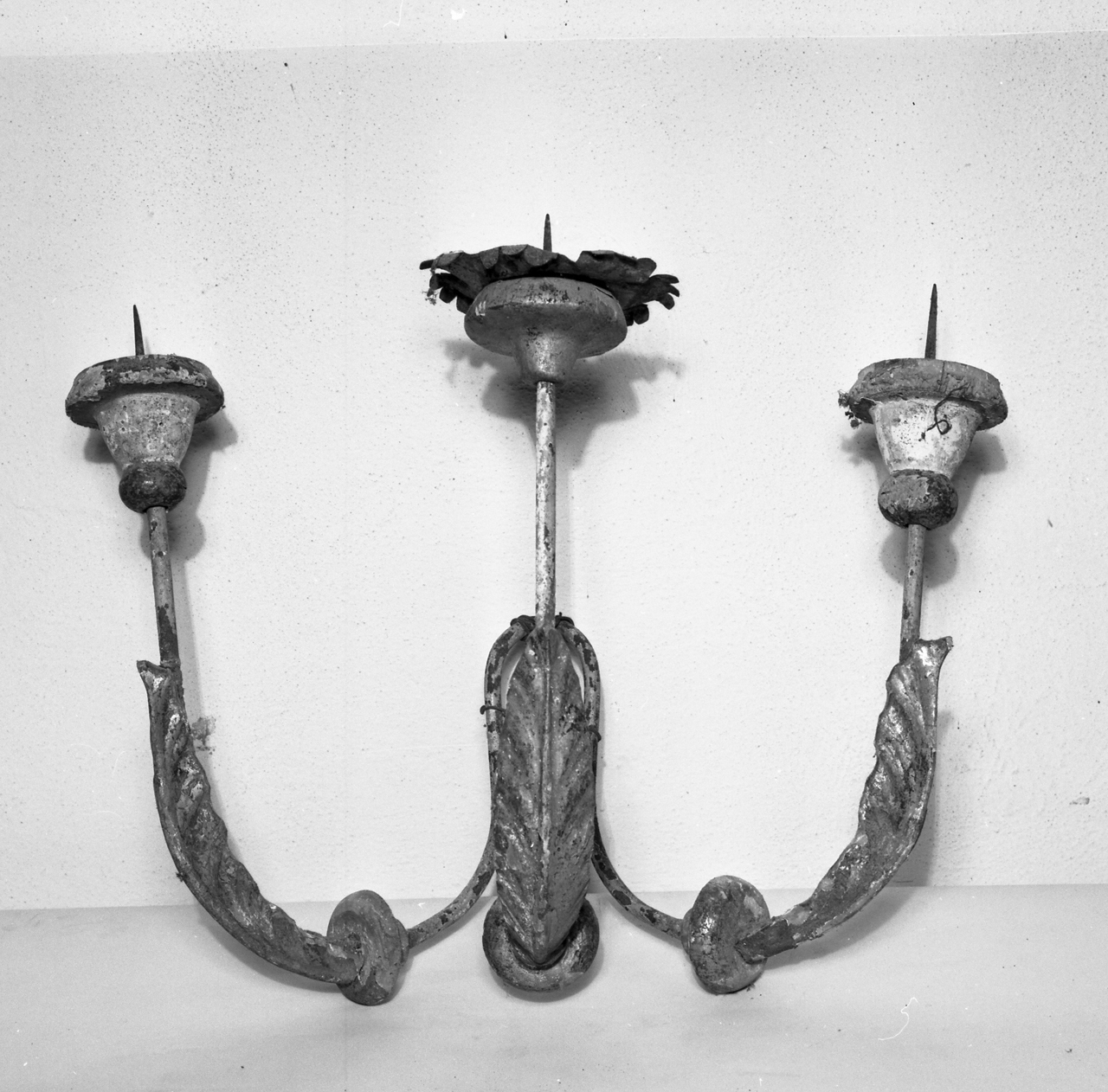 candeliere da parete, serie - bottega toscana (metà sec. XIX)