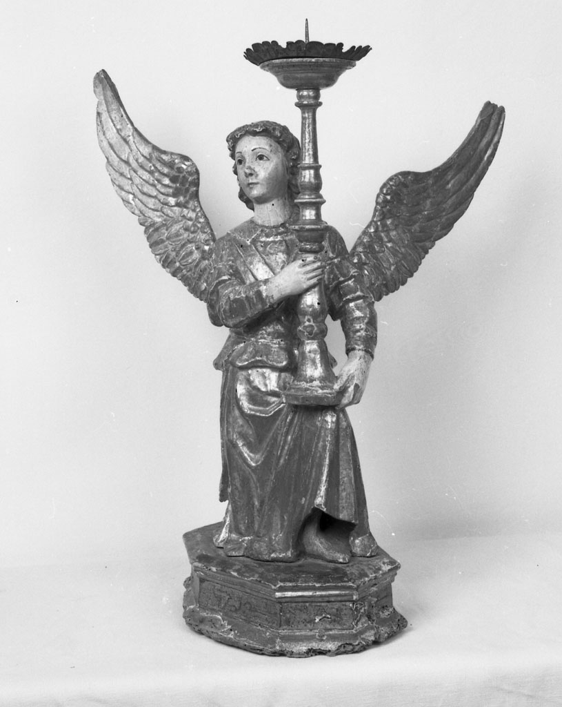 angelo reggicandelabro (scultura, elemento d'insieme) - bottega toscana (seconda metà sec. XVI)