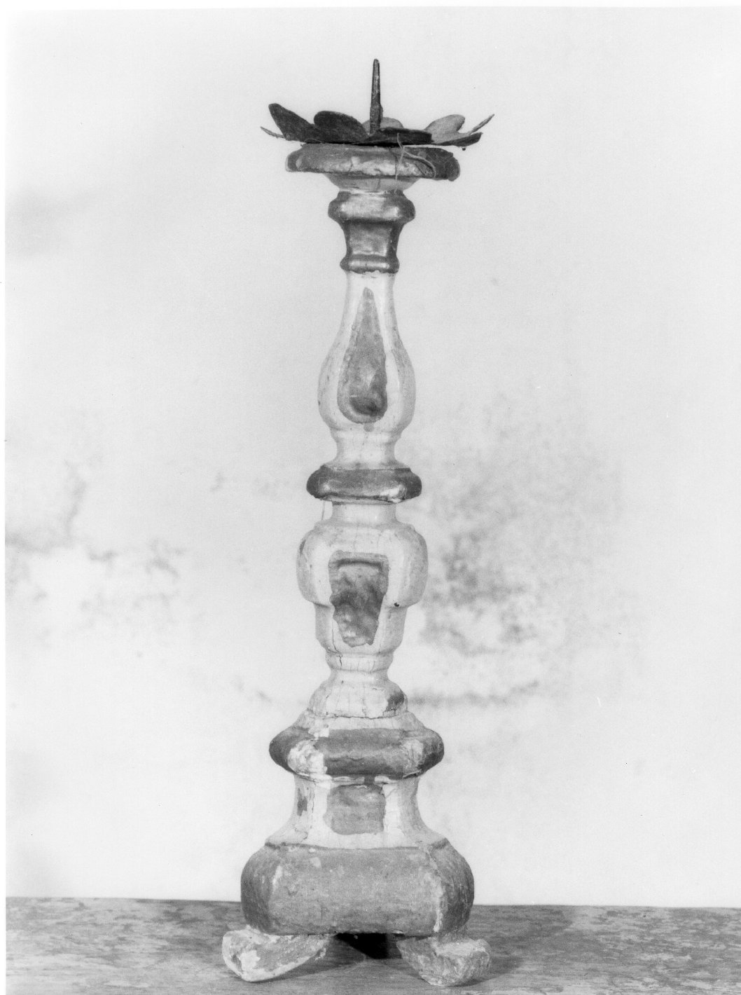 candeliere d'altare, serie - bottega toscana (metà sec. XVIII)