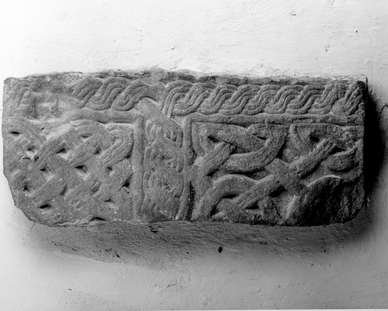 pluteo, frammento - bottega toscana (fine sec. IX)