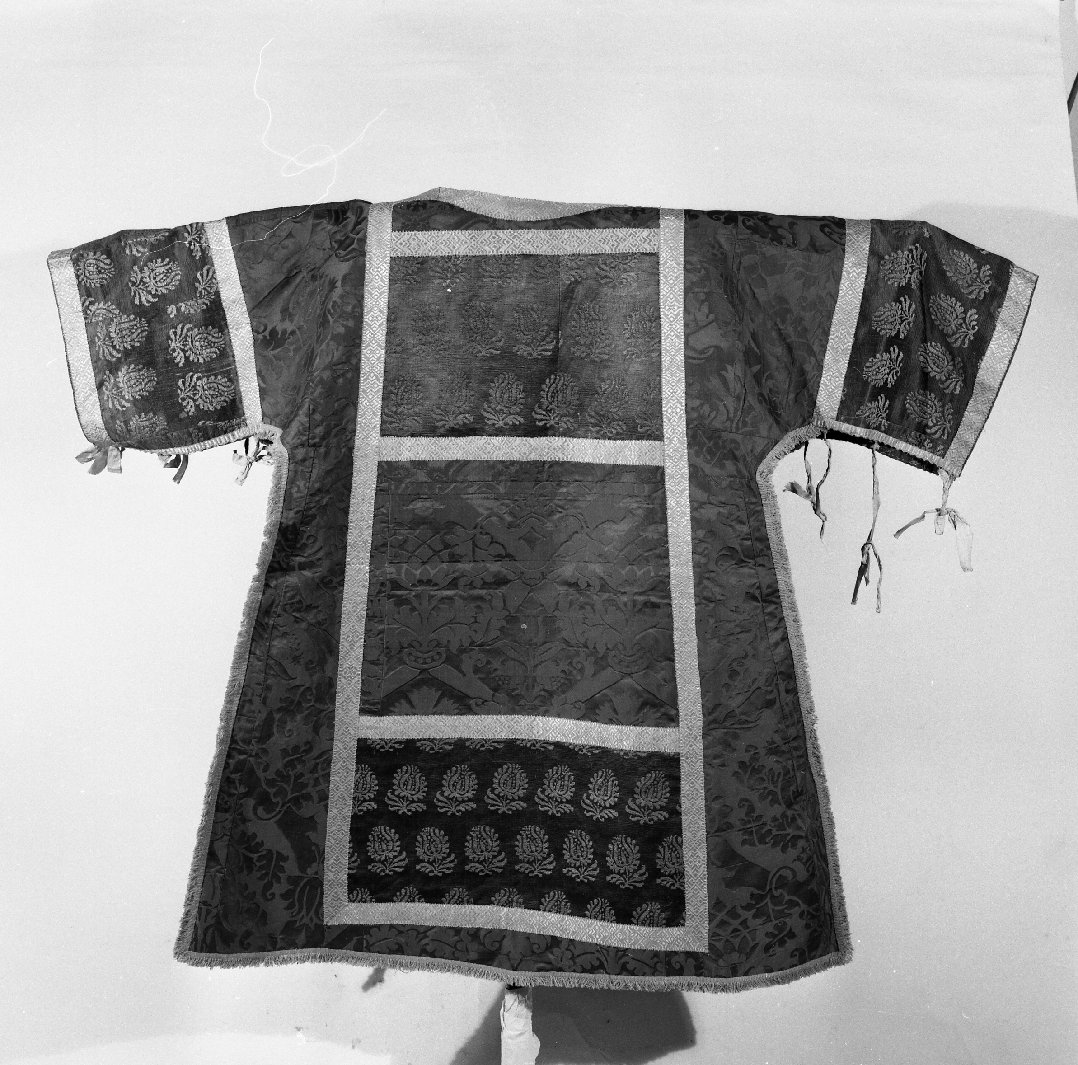 tunicella, serie - manifattura italiana, manifattura fiorentina (metà sec. XVII, sec. XIX)