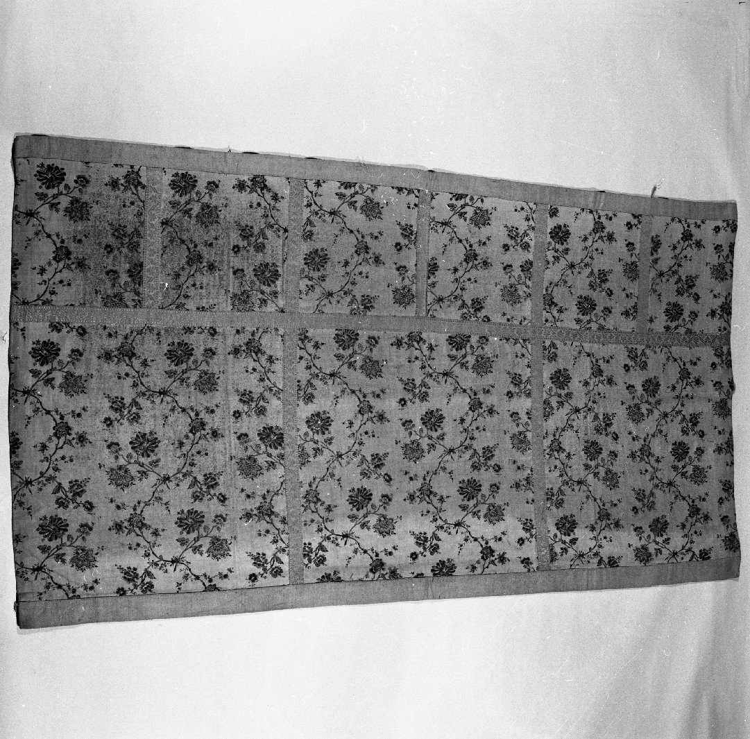 paliotto - manifattura italiana (metà sec. XVIII)