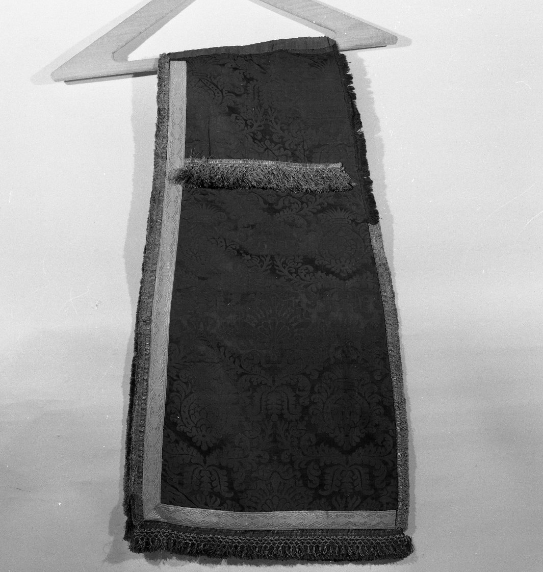 conopeo - manifattura italiana (prima metà sec. XIX, sec. XX)