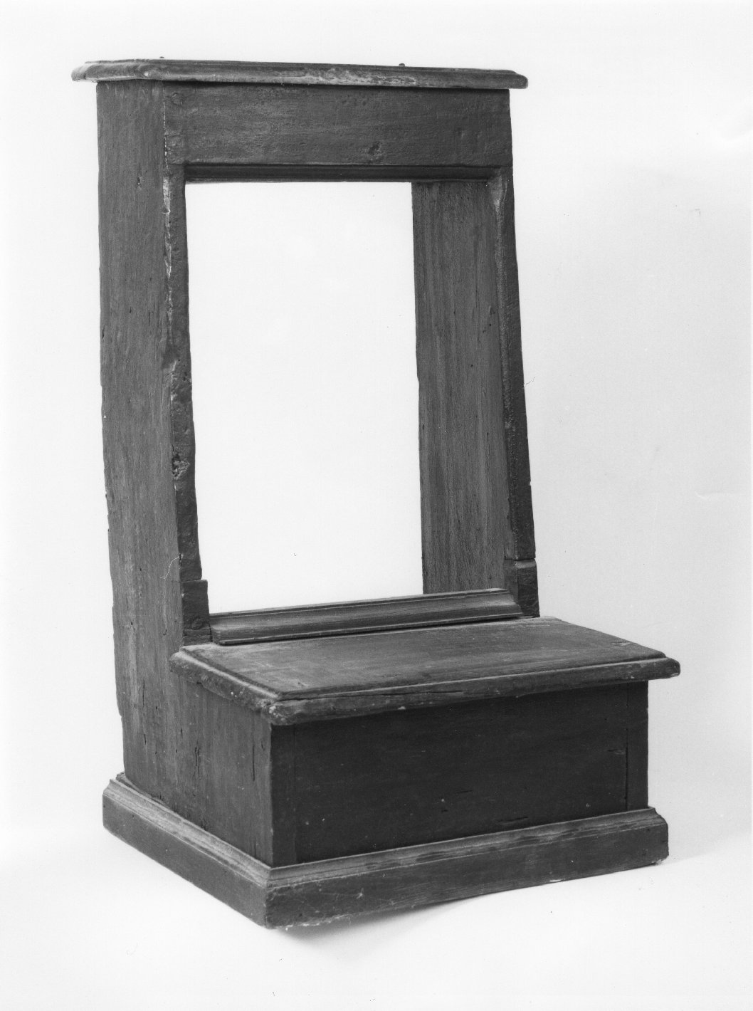 inginocchiatoio - bottega toscana (seconda metà sec. XVI)