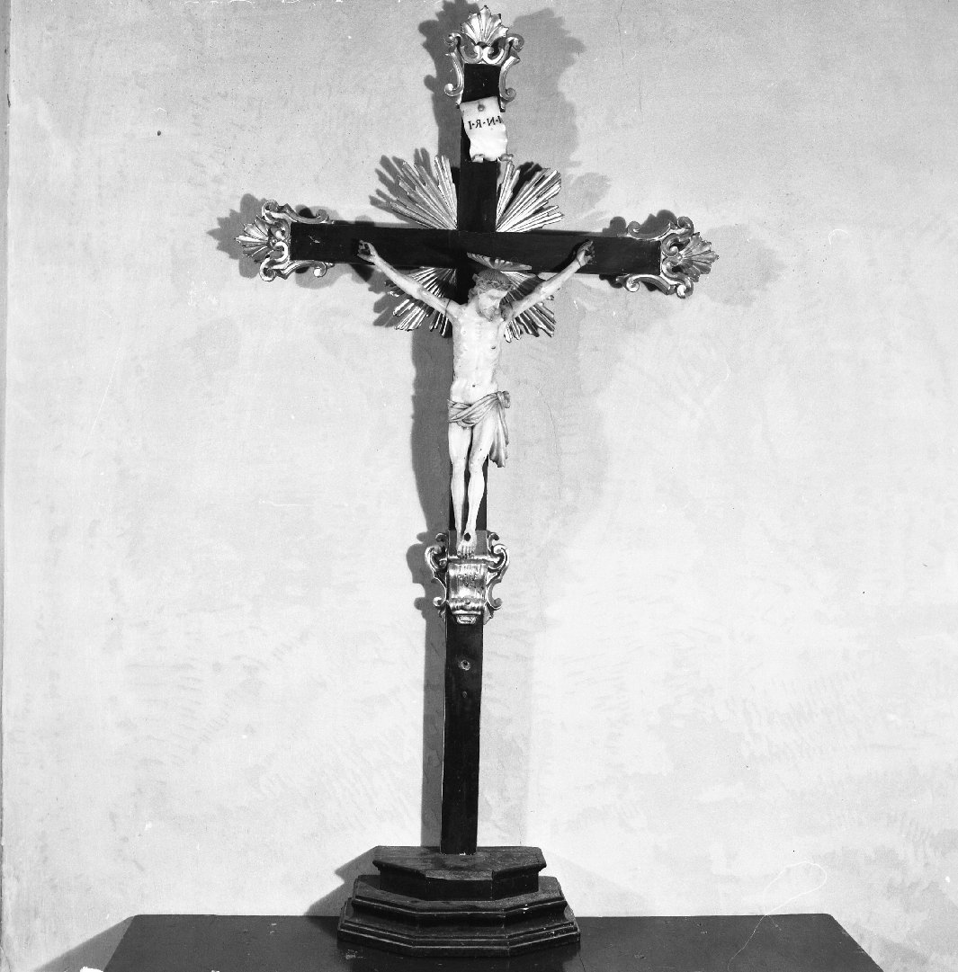 croce da parete - bottega toscana (fine sec. XVI)