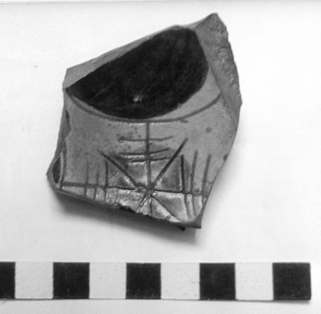 ciotola, frammento - bottega Italia centrale (sec. XV)