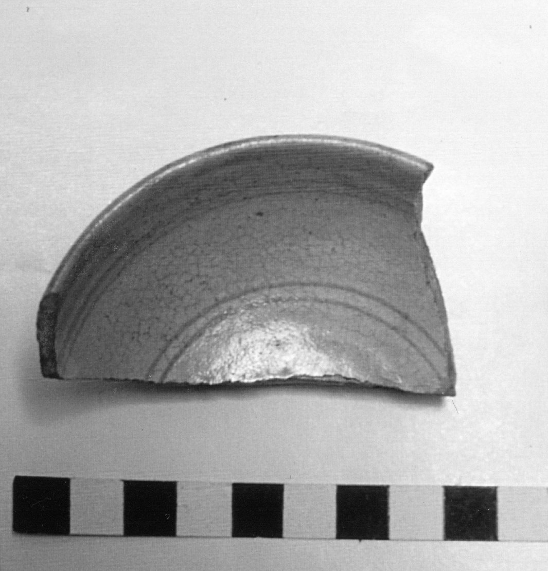 ciotola, frammento - bottega Italia centrale (secc. XV/ XVII)