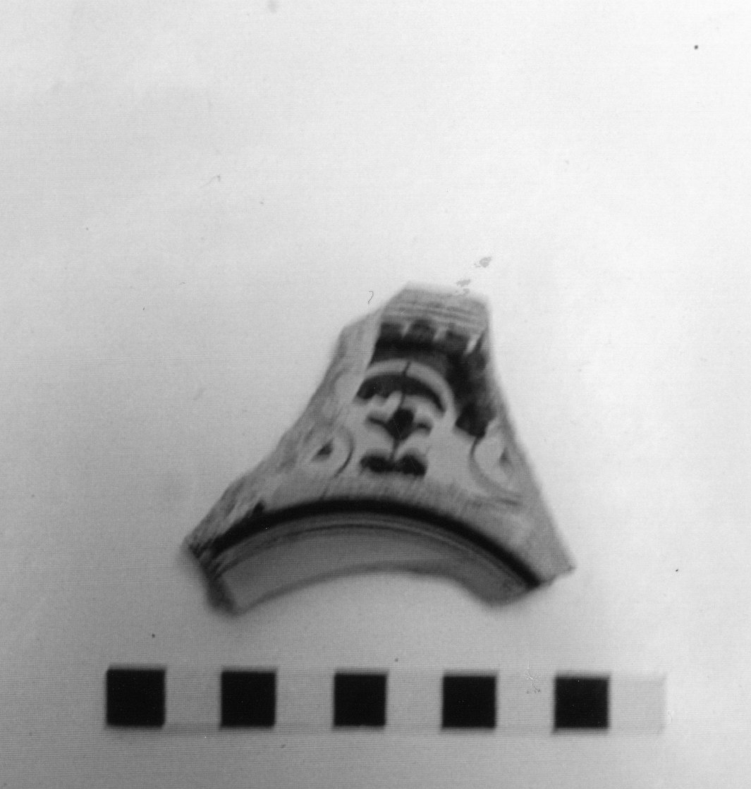 scodella, frammento - bottega Italia centrale (secc. XV/ XVII)