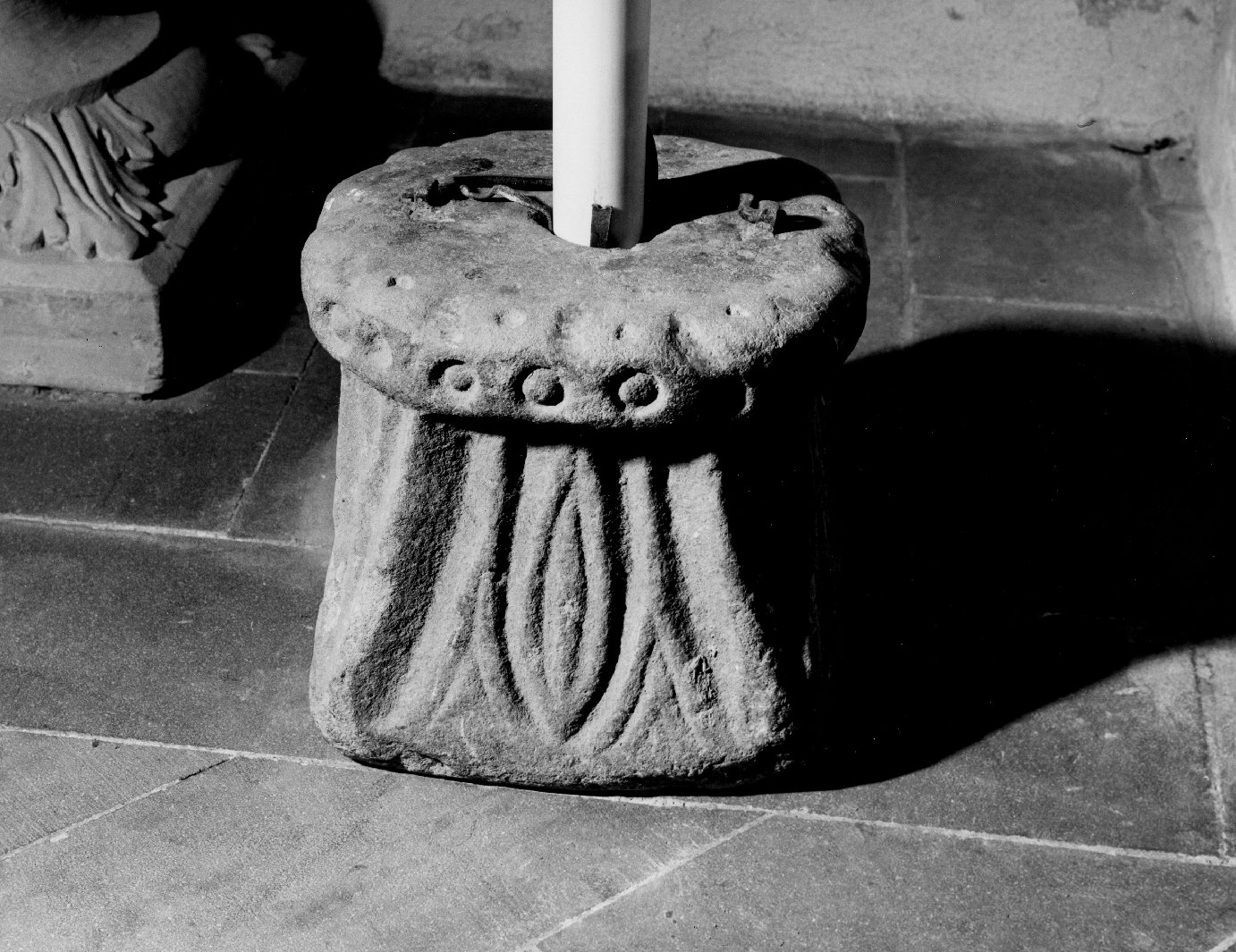 base portainsegne - bottega toscana (sec. XIX)