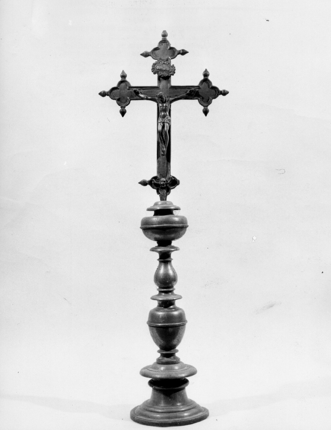 croce d'altare - bottega toscana (fine/inizio secc. XVIII/ XIX)