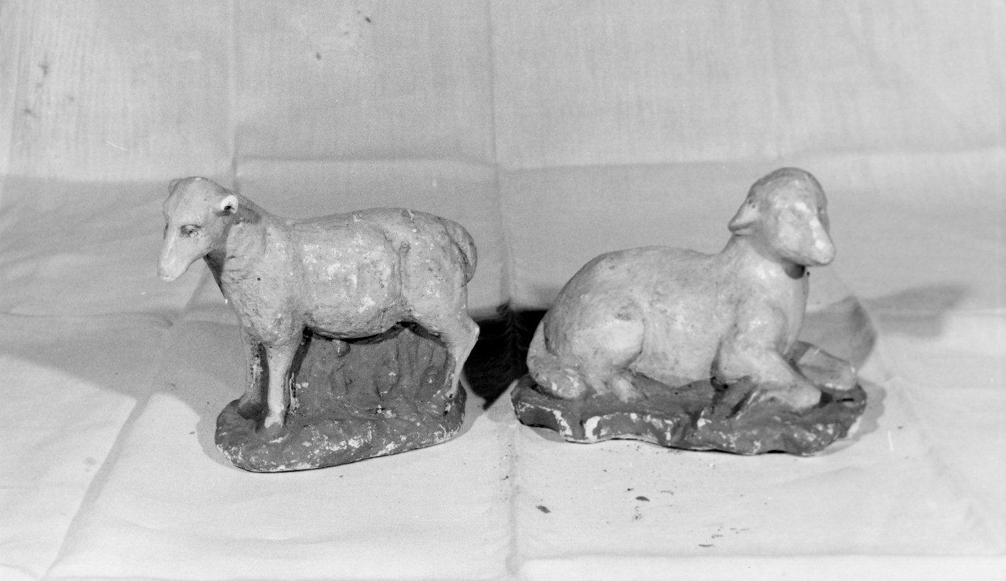 pecora (statuetta di presepio, serie) - bottega toscana (primo quarto sec. XX)