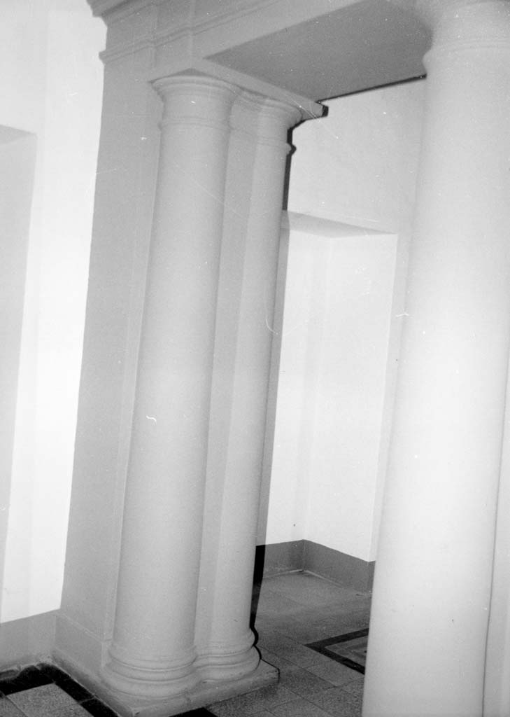 semicolonna - bottega aretina (sec. XIX)
