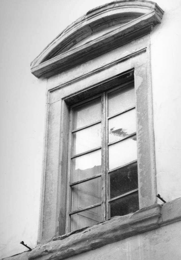 mostra di finestra di Bertacchi Sano (sec. XVII)