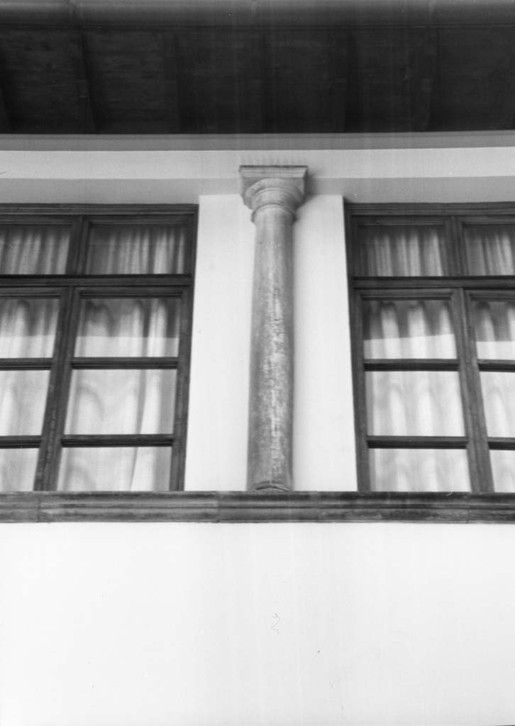 colonna - bottega toscana (seconda metà sec. XVI)