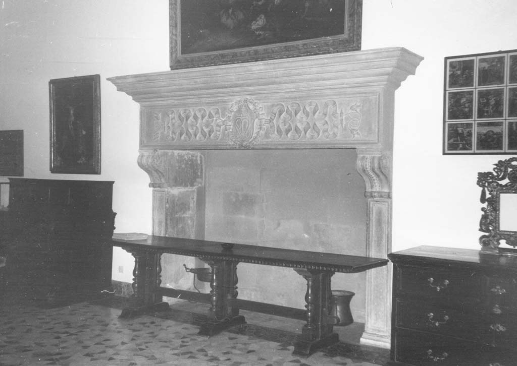 camino - bottega aretina (sec. XVI)