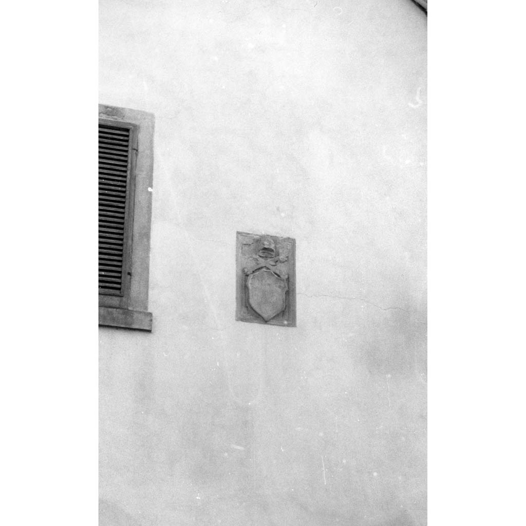 stemma podestarile (rilievo) - bottega aretina (fine/inizio secc. XV/ XVI)