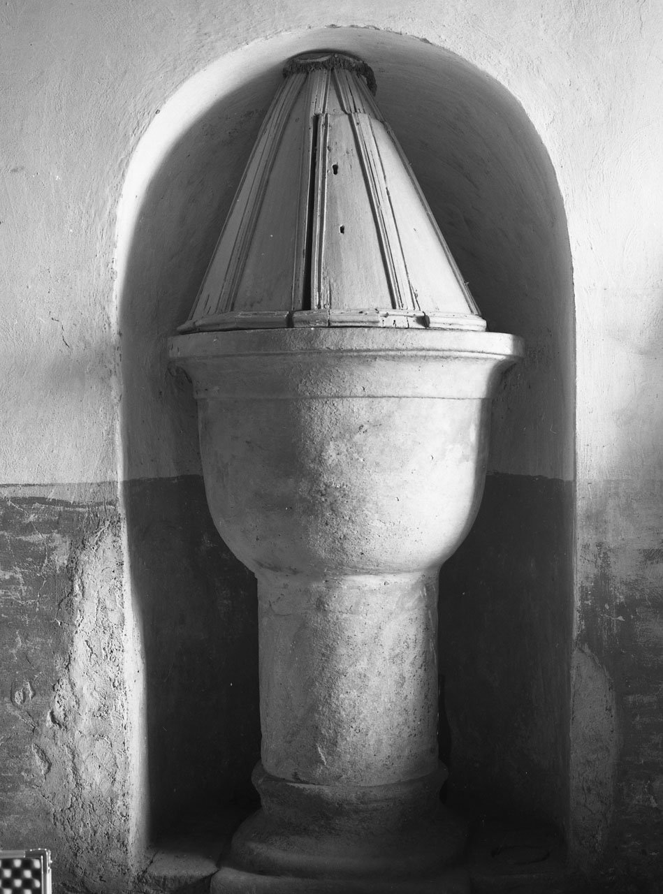 fonte battesimale - bottega toscana (fine/inizio secc. XVII/ XVIII)