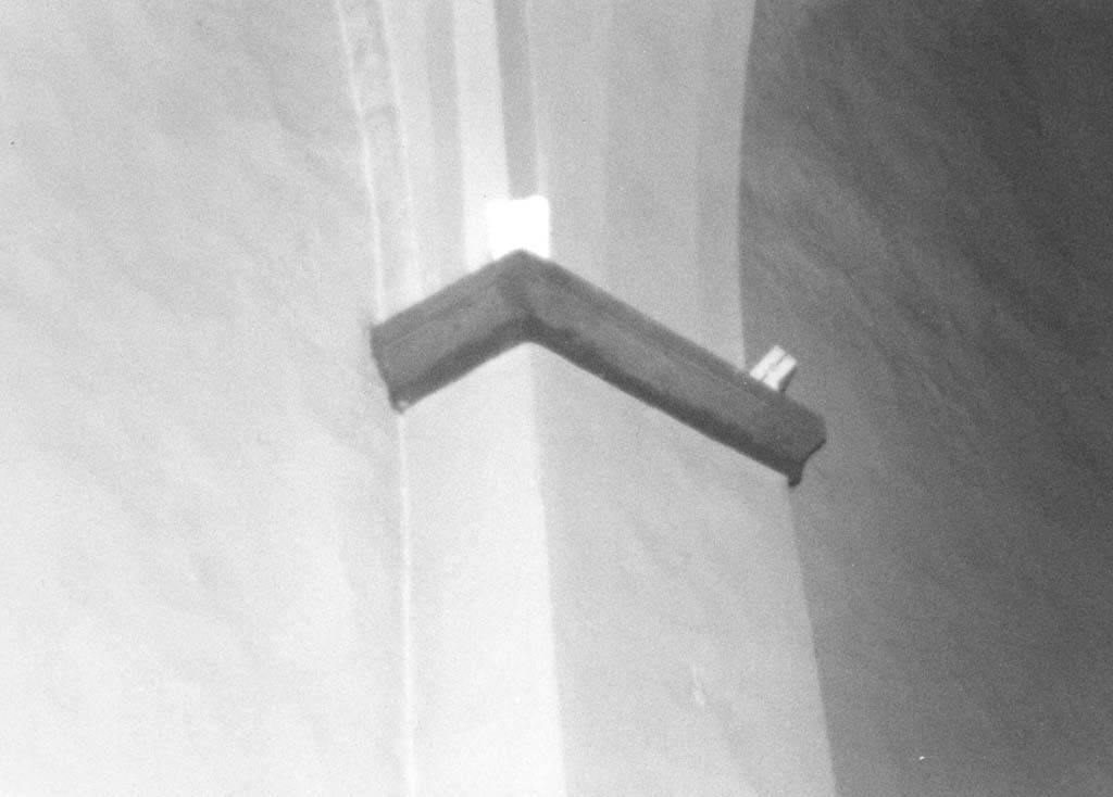 mensola, serie - bottega aretina (primo quarto sec. XX)