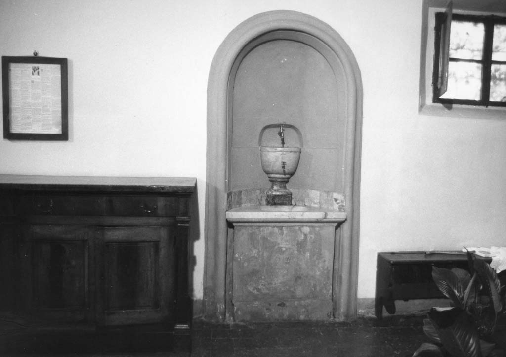 lavabo da sacrestia - bottega aretina (sec. XIX)