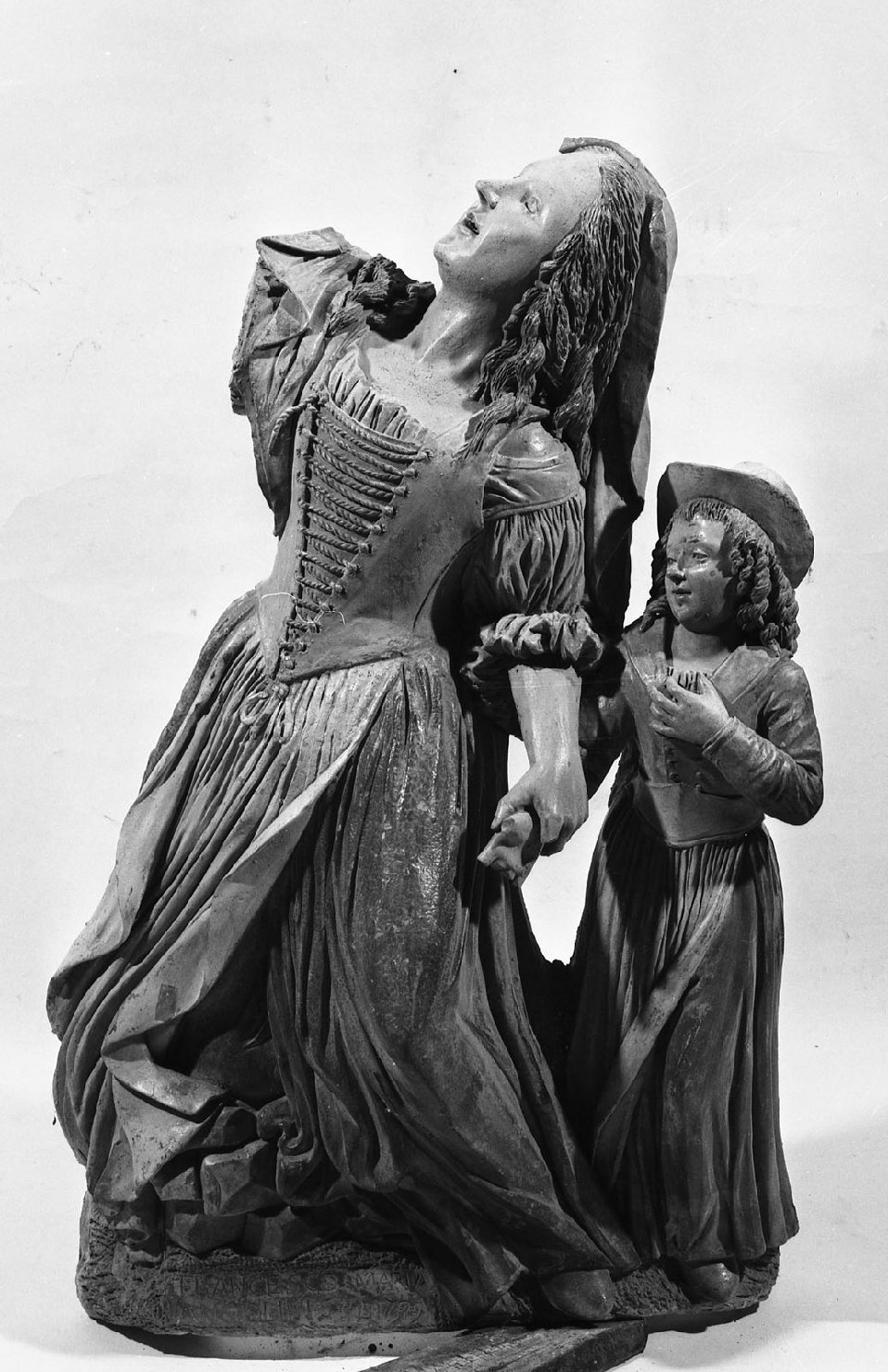 figura femminile con bambina (statua) di Angiolini F. M (sec. XVIII)