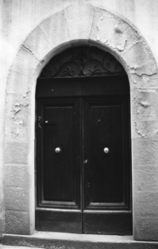 portale - ad arco - bottega aretina (sec. XVIII)