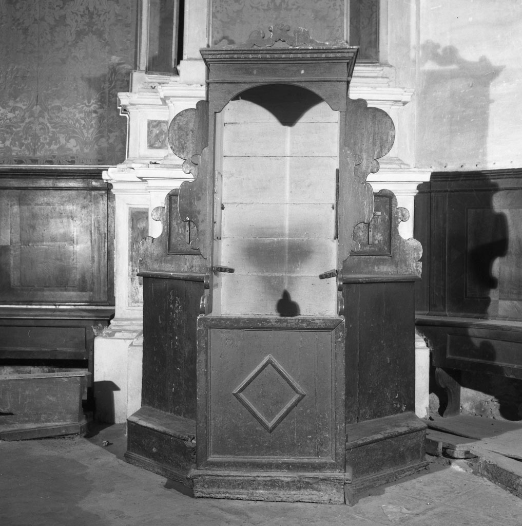 confessionale - bottega toscana (prima metà sec. XX)