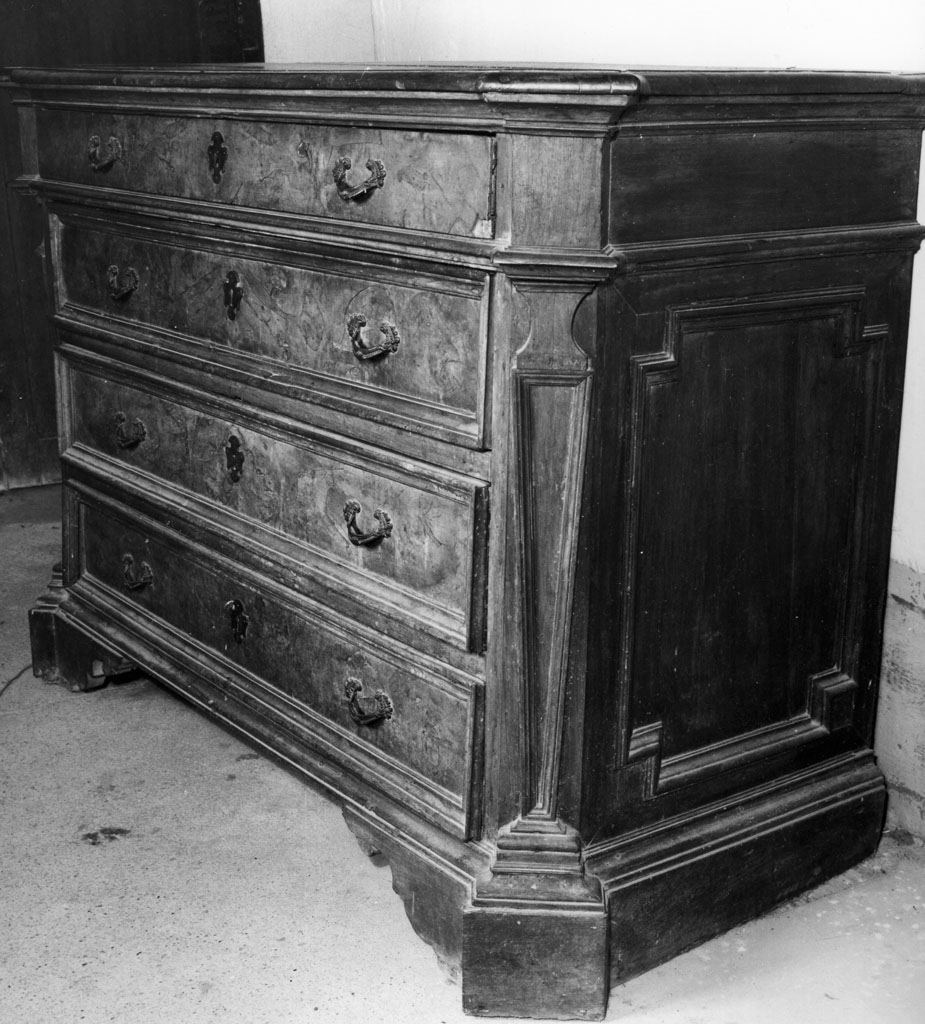 cassettone - bottega toscana (seconda metà sec. XVII)