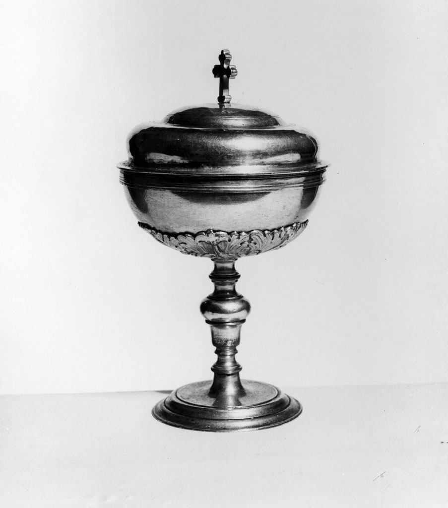 pisside - bottega toscana (seconda metà sec. XIX)