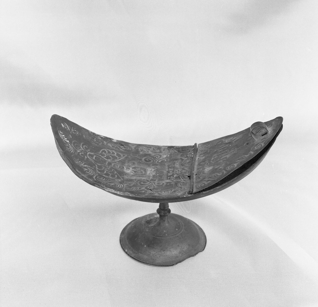 navicella portaincenso - bottega italiana (fine/inizio secc. XV/ XVI)