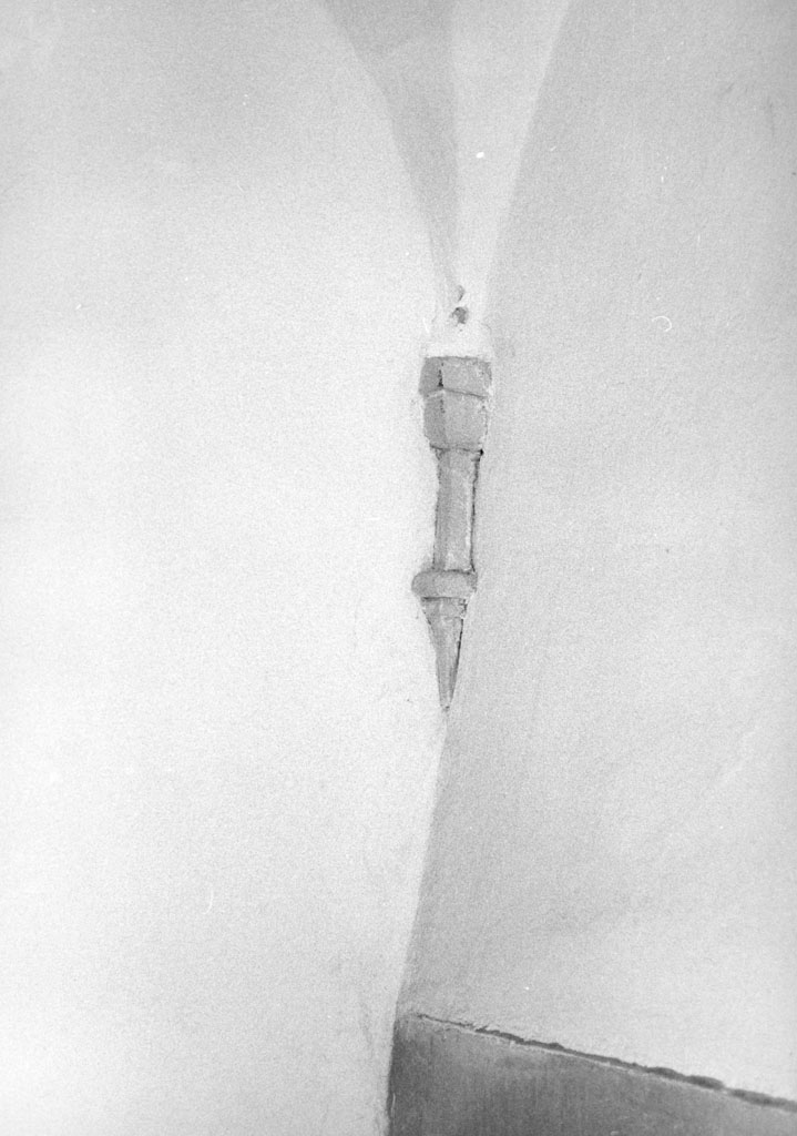 peduccio - angolare, serie - bottega toscana (fine/inizio secc. XVI/ XVII)