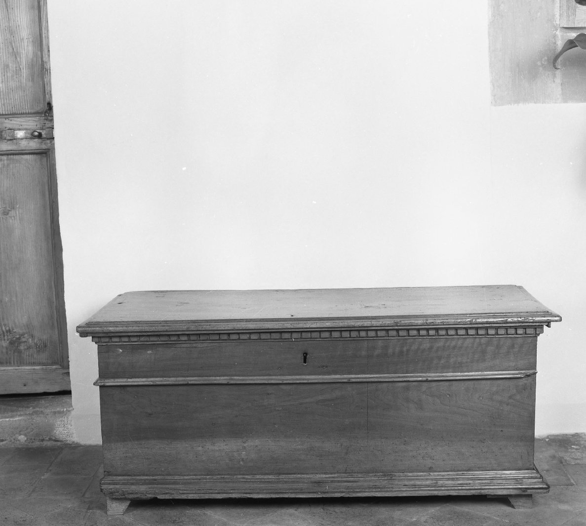 cassapanca, serie - bottega toscana (sec. XVII)