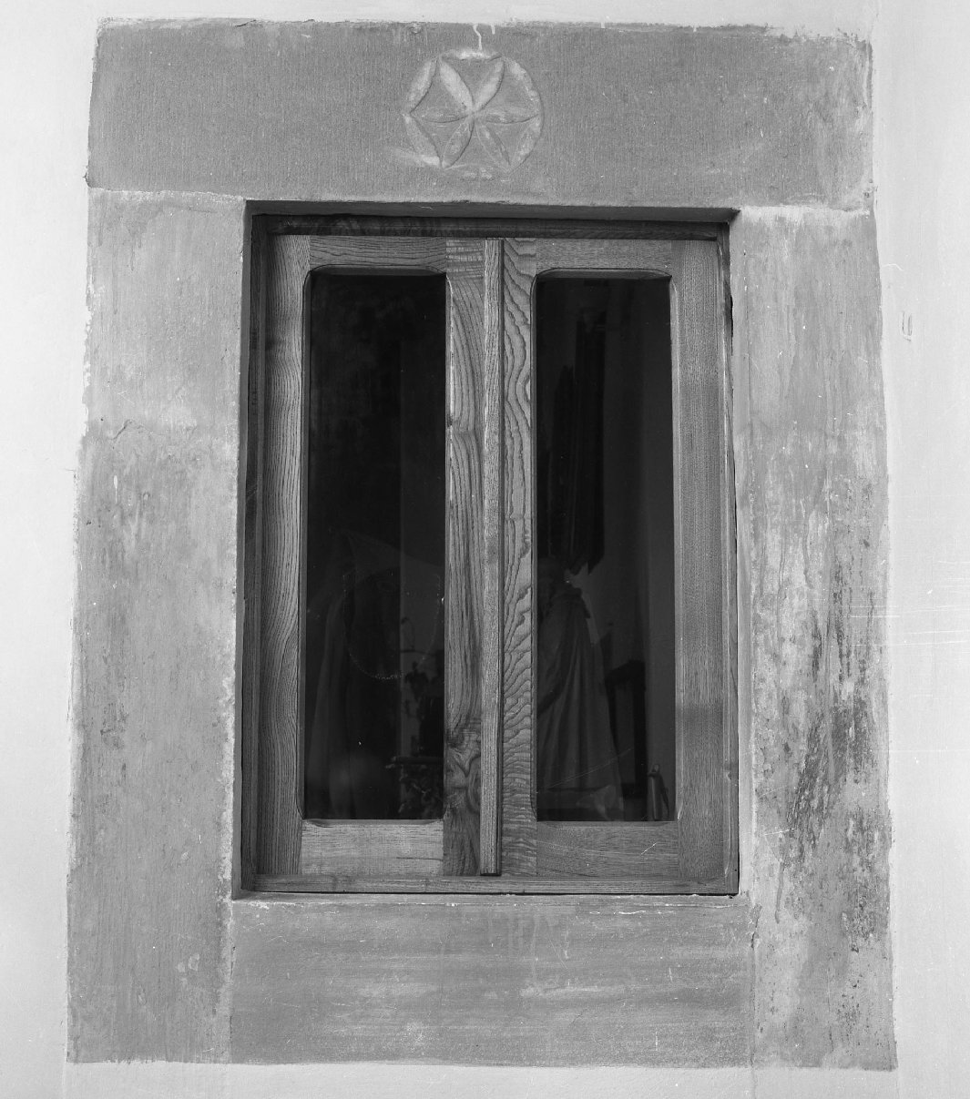 architrave - bottega toscana (fine/inizio secc. XVI/ XVII)