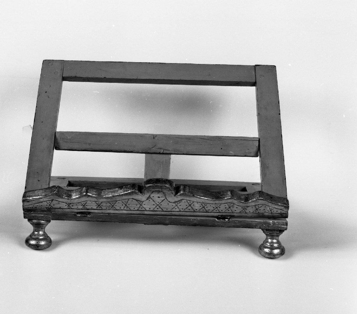 leggio d'altare - bottega cortonese (sec. XIX)