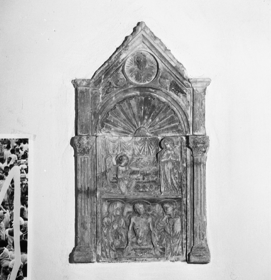 tabernacolo murale di Urbano da Cortona (cerchia) (seconda metà sec. XV)