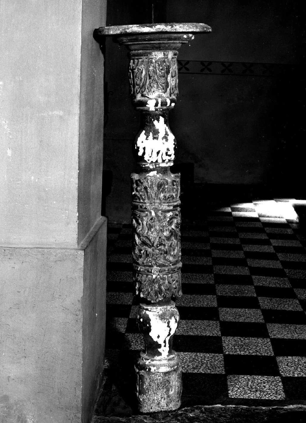 candelabro - bottega Italia centrale (sec. XVIII)