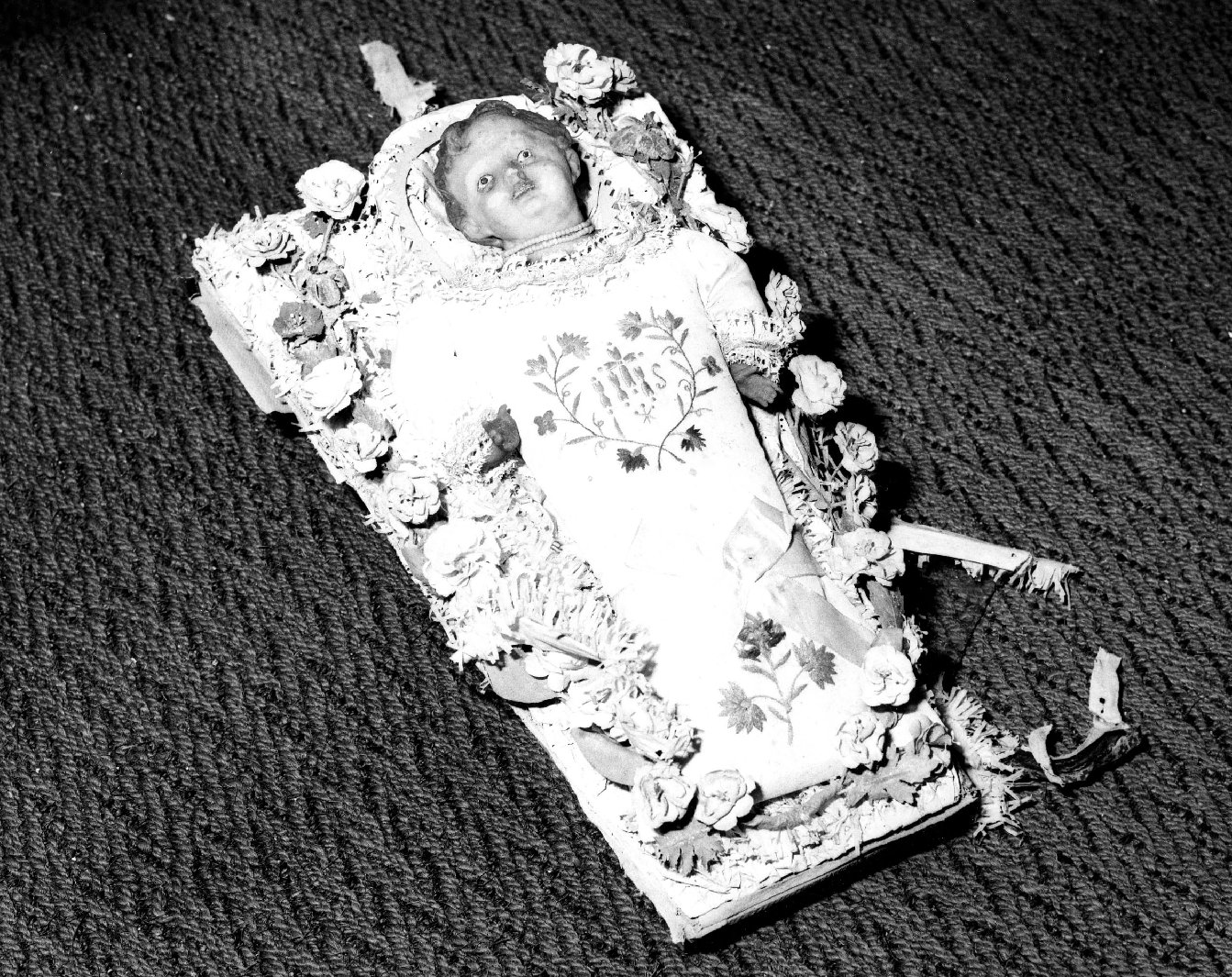 Gesù Bambino (statuetta di presepio) - bottega Italia centrale (seconda metà sec. XIX)