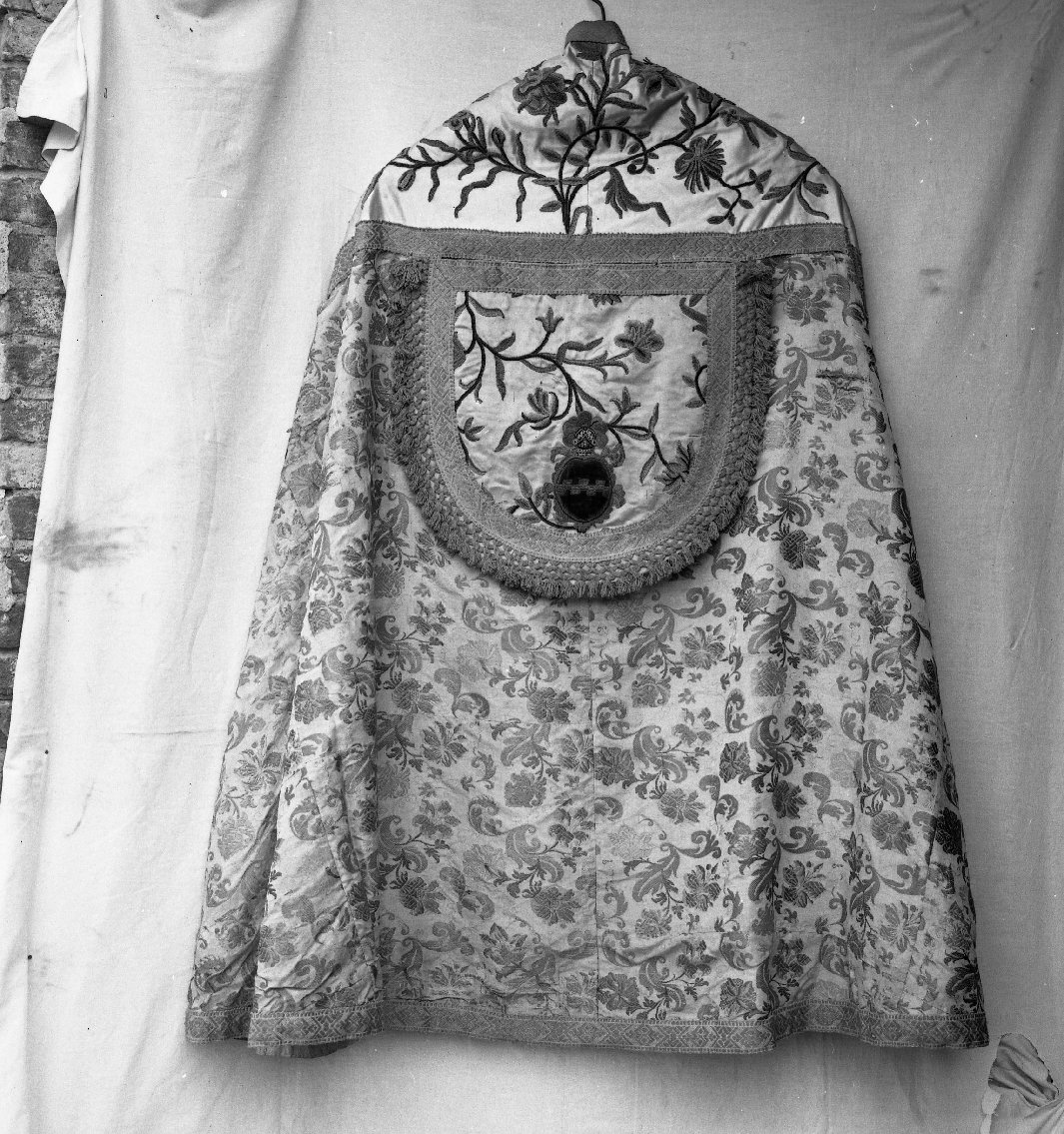 piviale - manifattura toscana (seconda metà sec. XIX)