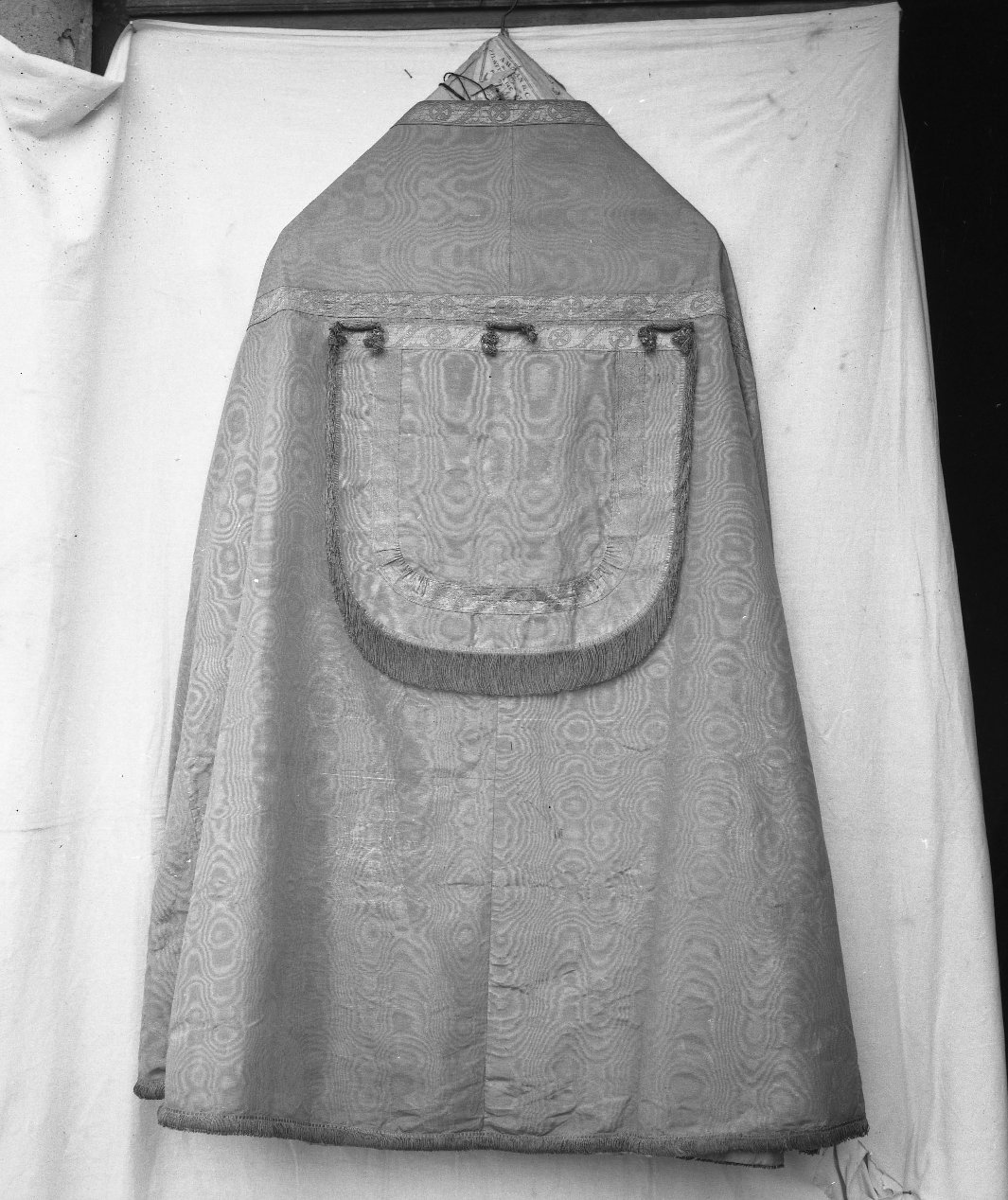 piviale - manifattura toscana (metà sec. XIX)