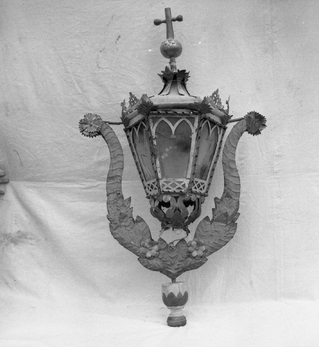 lanterna processionale, coppia - bottega toscana (metà sec. XIX)