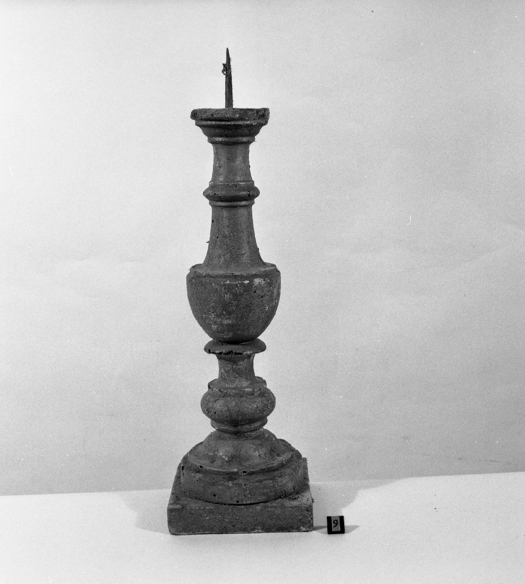 candeliere, serie - bottega toscana (prima metà sec. XIX)