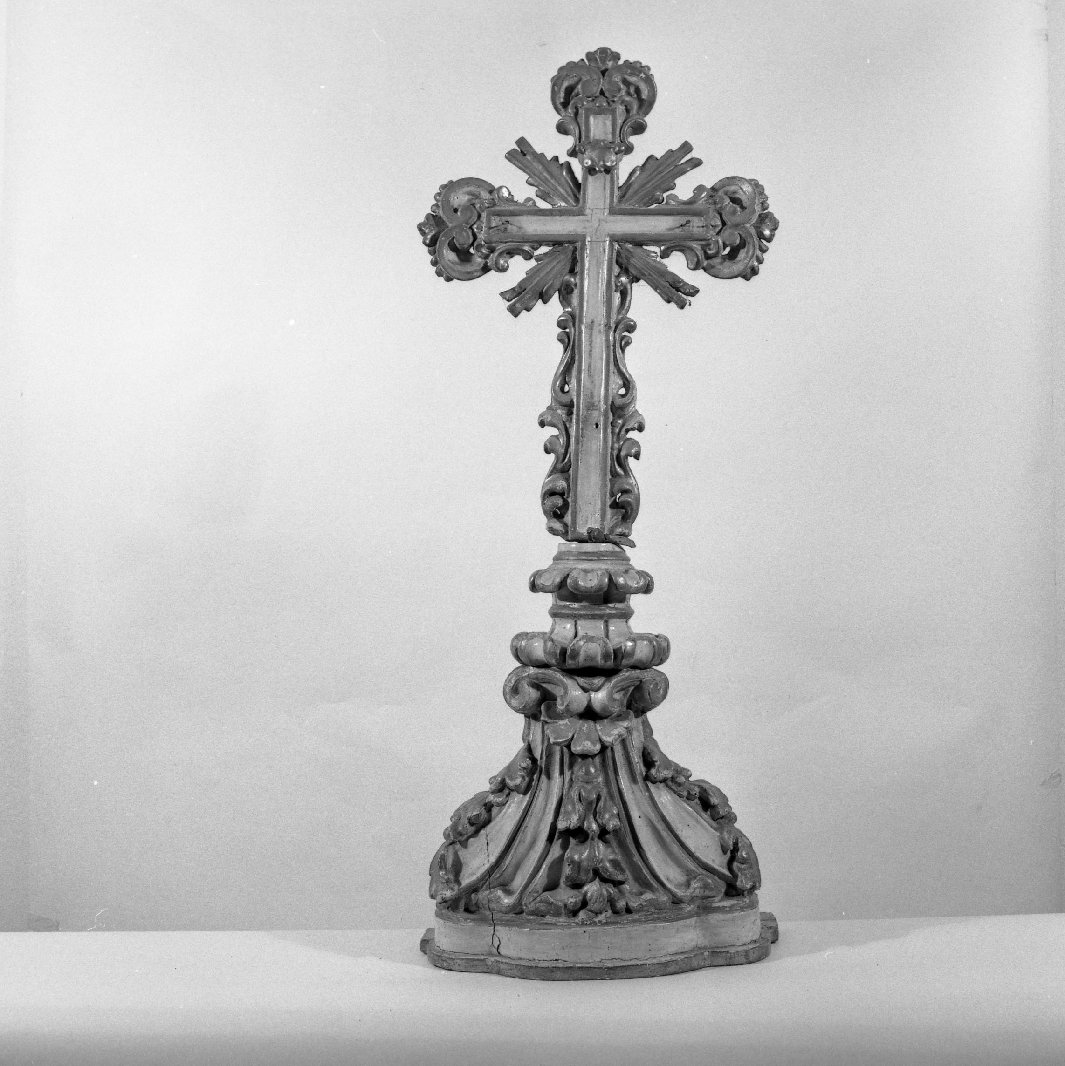 croce d'altare - bottega toscana (seconda metà sec. XIX)
