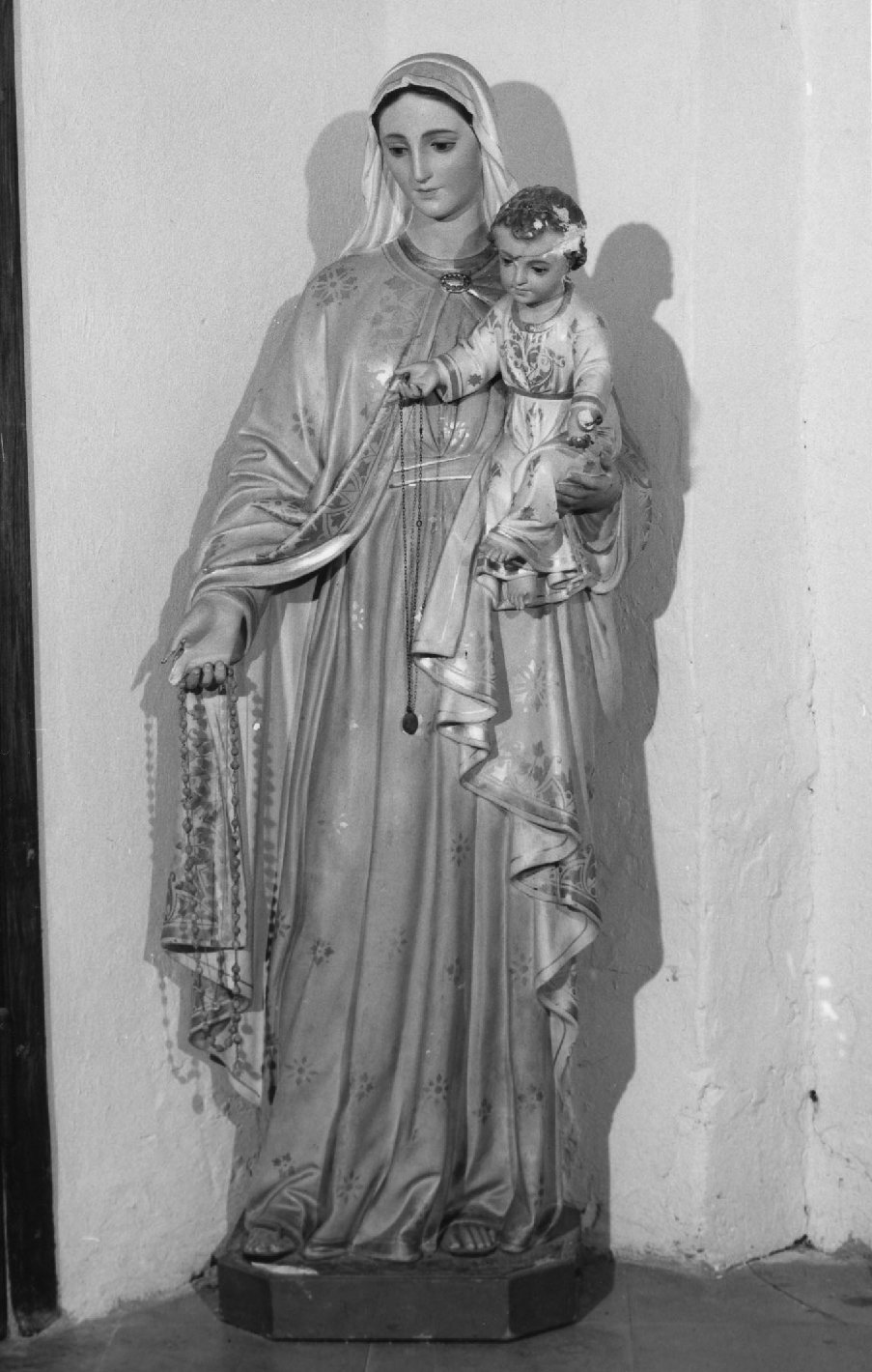 Madonna con Bambino (statua) - bottega toscana (prima metà sec. XX)
