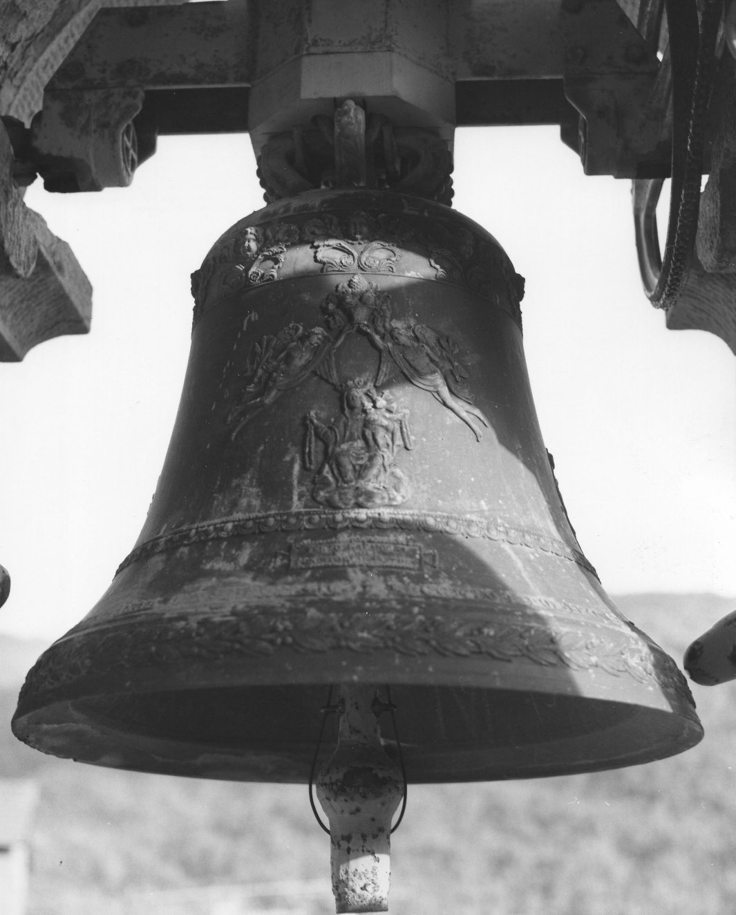 campana - bottega toscana (fine/inizio secc. XV/ XVI)