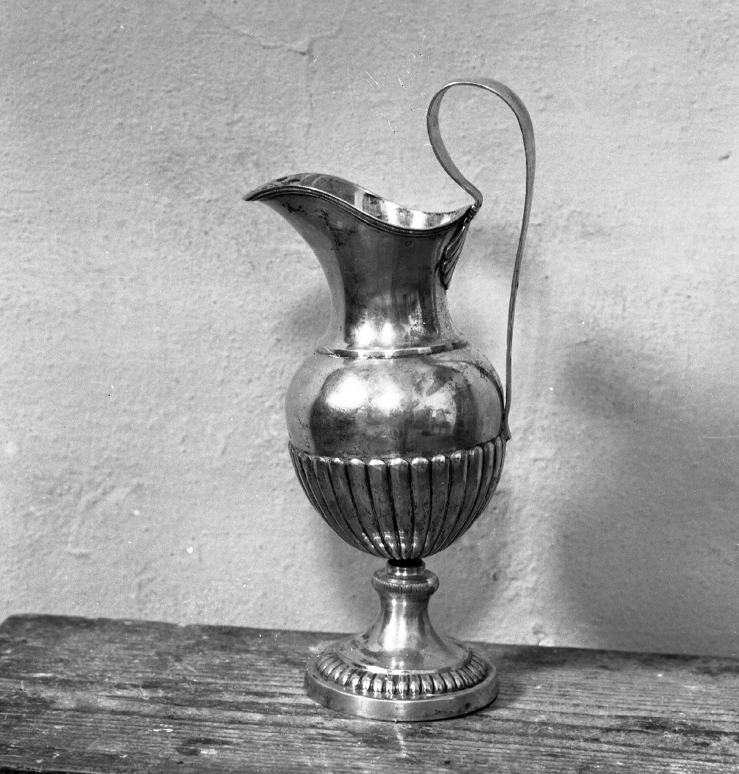 brocca, elemento d'insieme - bottega italiana (prima metà sec. XIX)