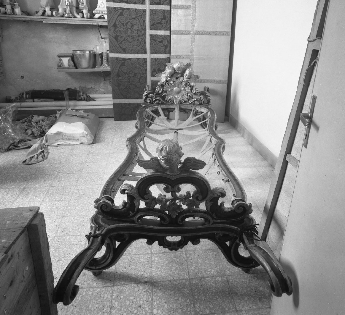 cataletto - bottega italiana (sec. XVIII)