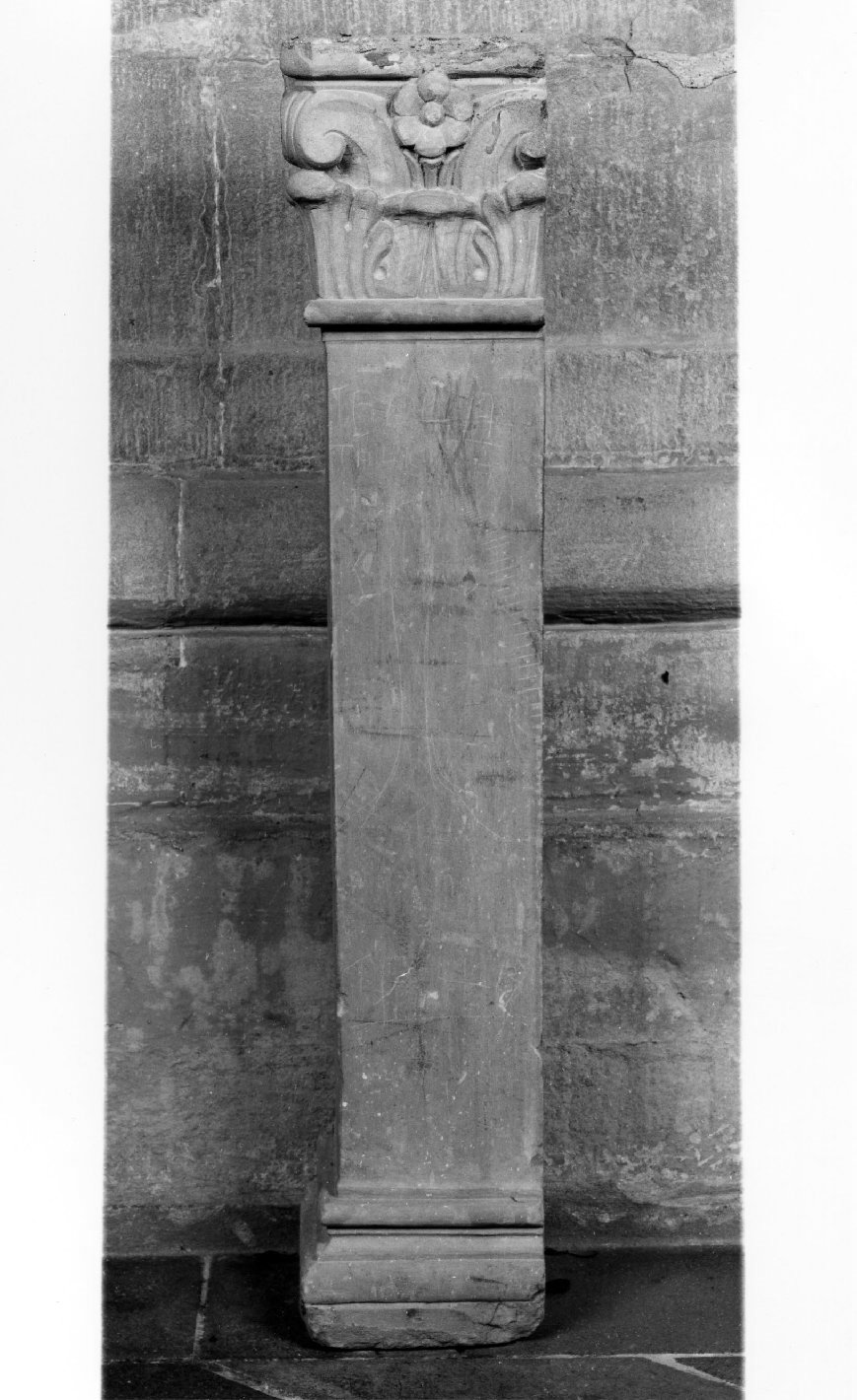 colonnina, serie - bottega toscana (seconda metà sec. XIX)