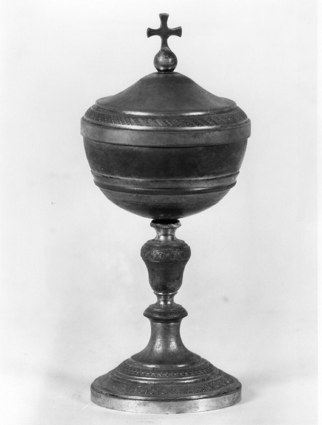 pisside - bottega toscana (fine sec. XIX)