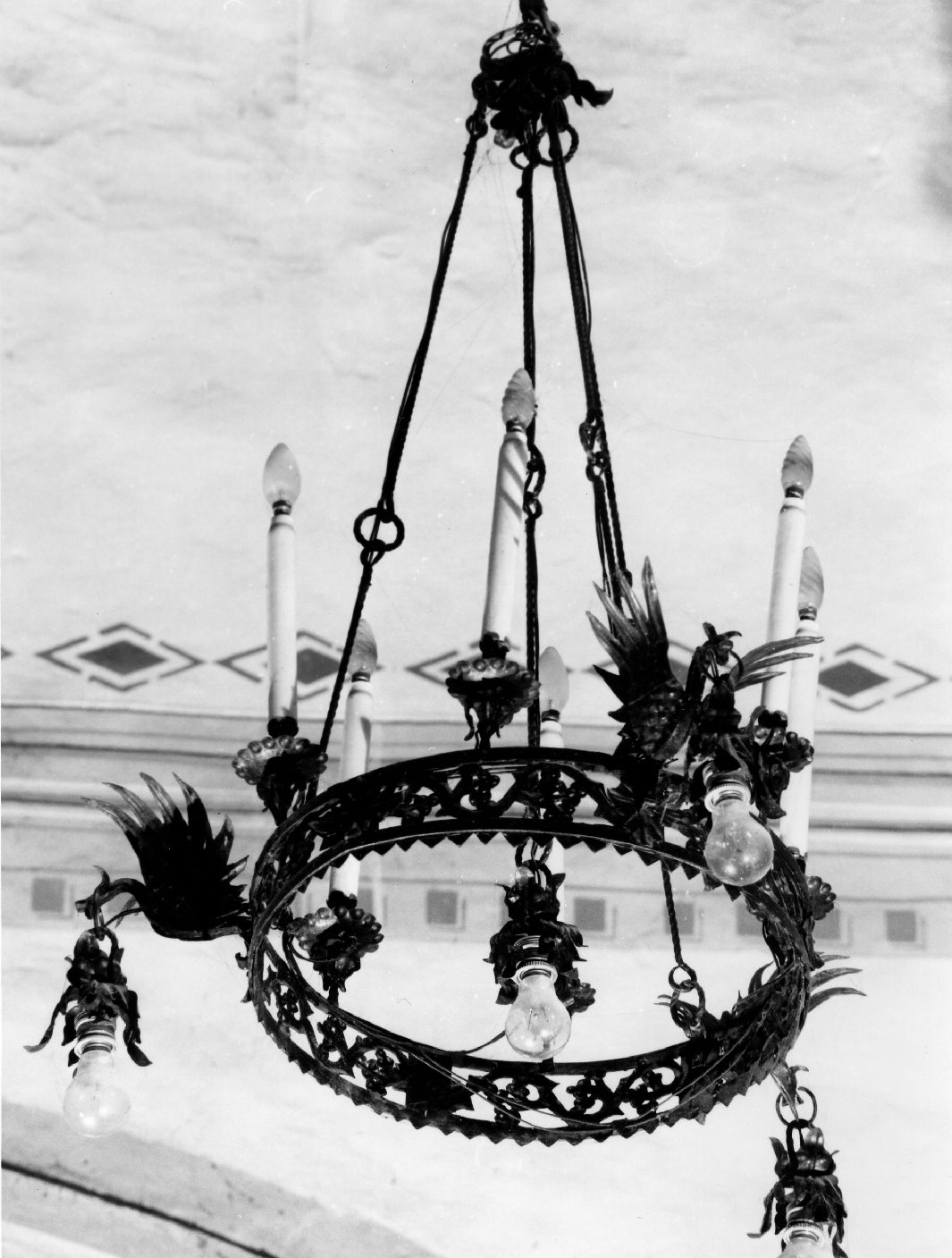 lampadario - bottega toscana (primo quarto sec. XX)